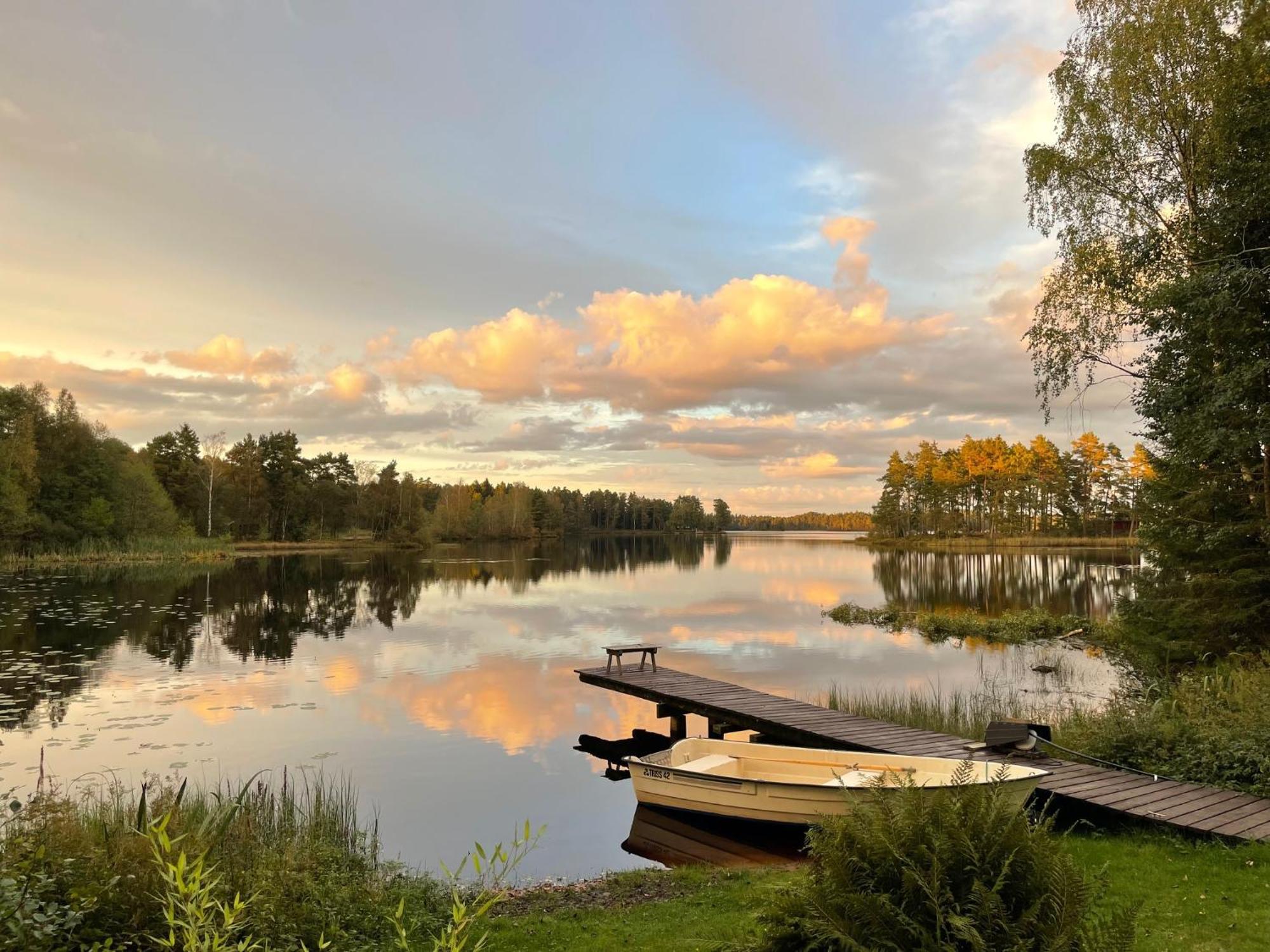 Naturskoent Boende Vid Sjoe Skanes Fagerhult Экстерьер фото